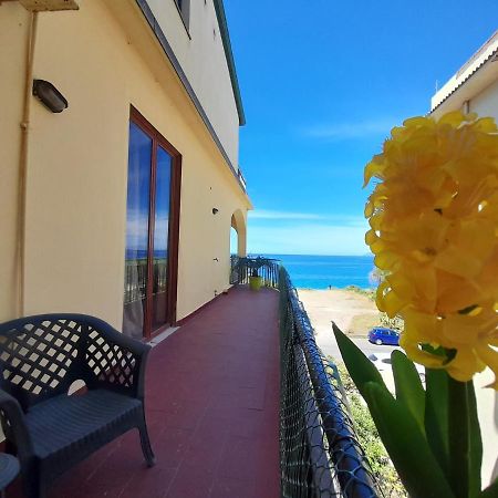 Milazzo Beach Luaran gambar