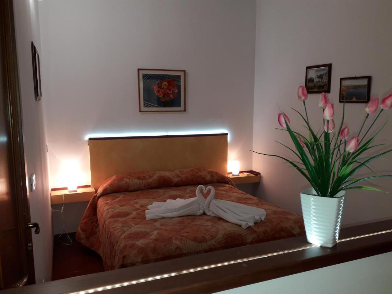 Milazzo Beach Luaran gambar